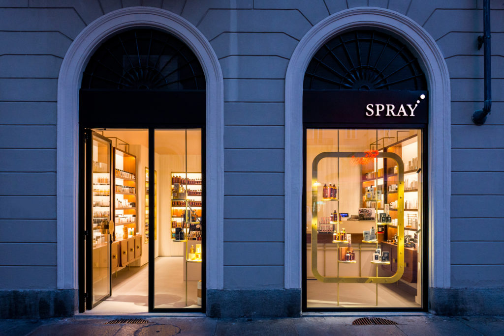 www.sprayparfums.com